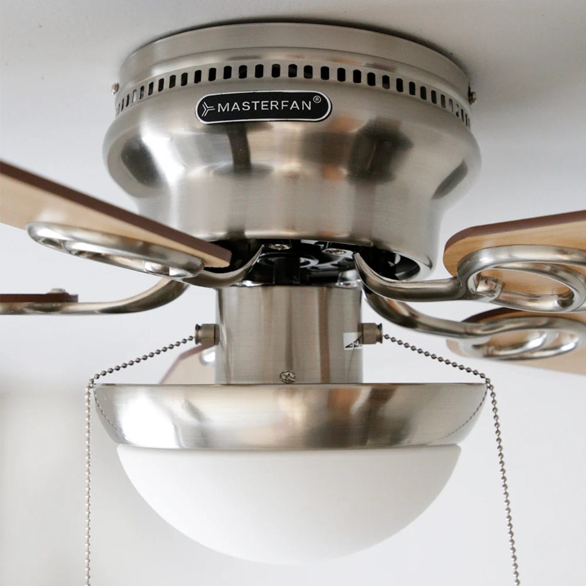 MASTERFAN| Ventilador Metro 42" Satinado, 5 aspas reversibles, Luz LED, 3 tonos de luz, 3 velocidades