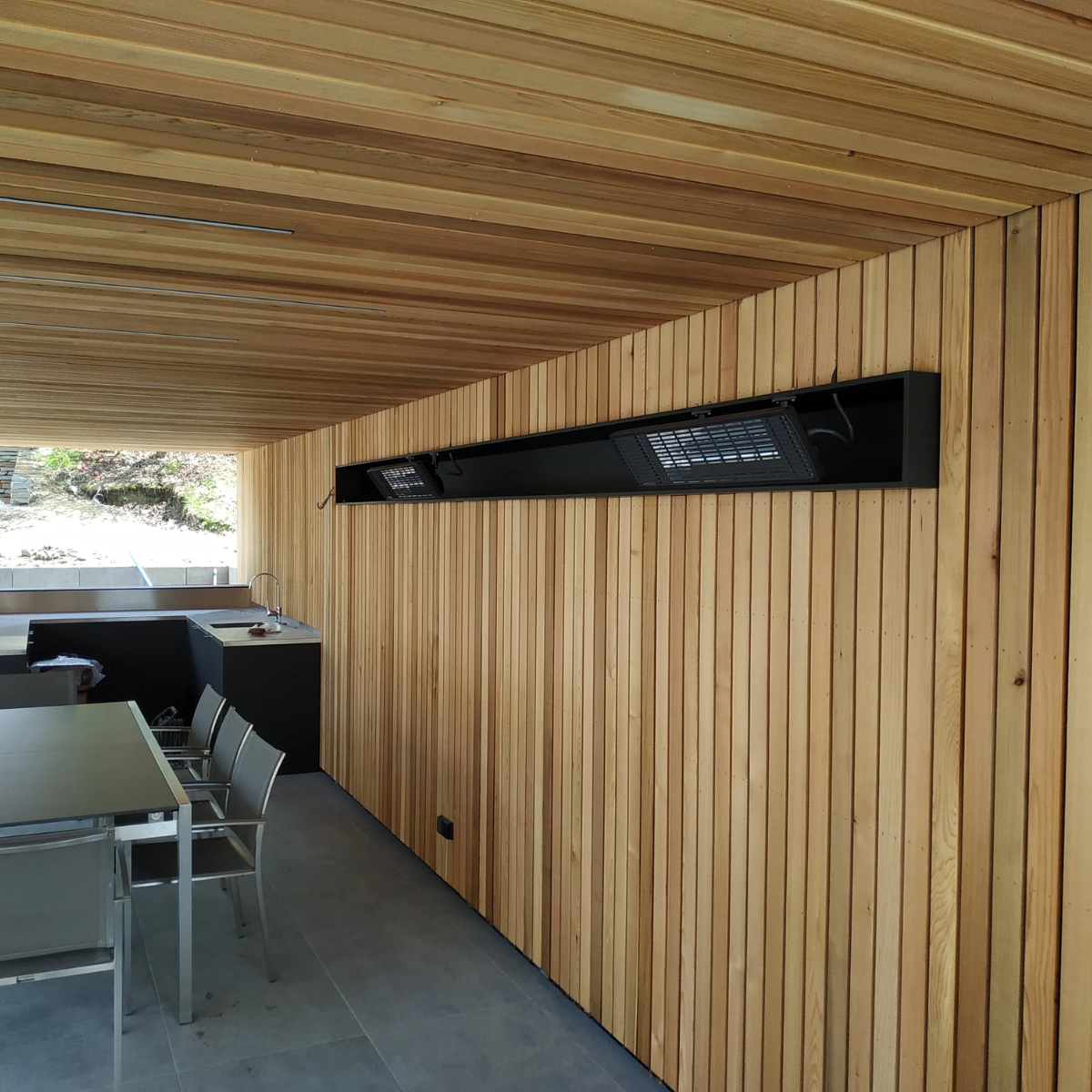 HEATSCOPE | SPOT 2800 Calefactor para Muro, Infrarrojo, Calor en menos de 15 seg, Ideal para terrazas o balcones,