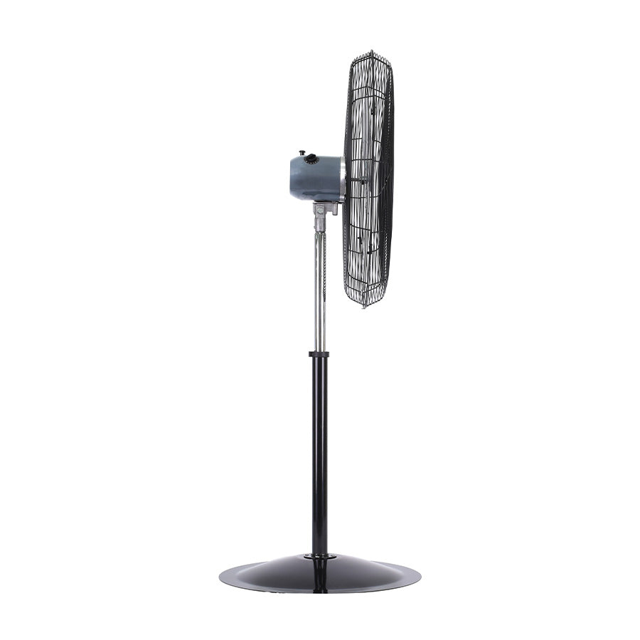 Vista lateral del ventilador industrial MYTEK 3421 mostrando altura ajustable de 131 a 171 cm y base metálica