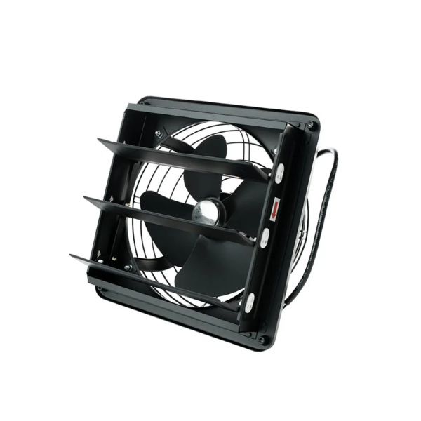 Vista frontal del extractor Tritón negro mate montado en muro