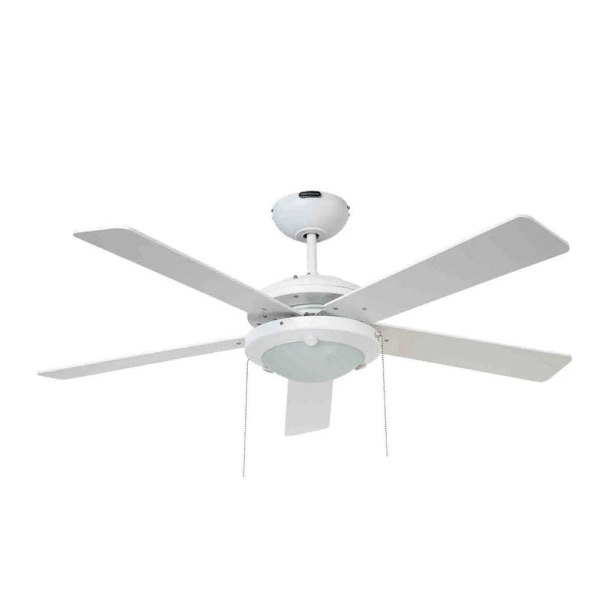 Ventilador Esparta 52″ Maple instalado en sala amplia